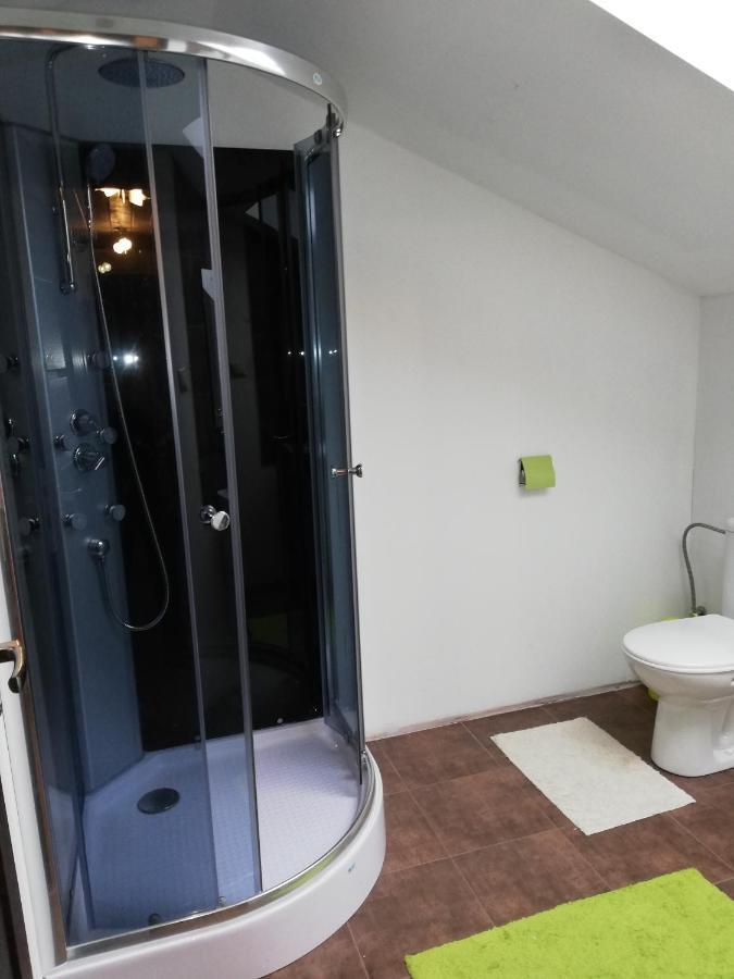 Penzión u Coľa Prievidza Exterior foto